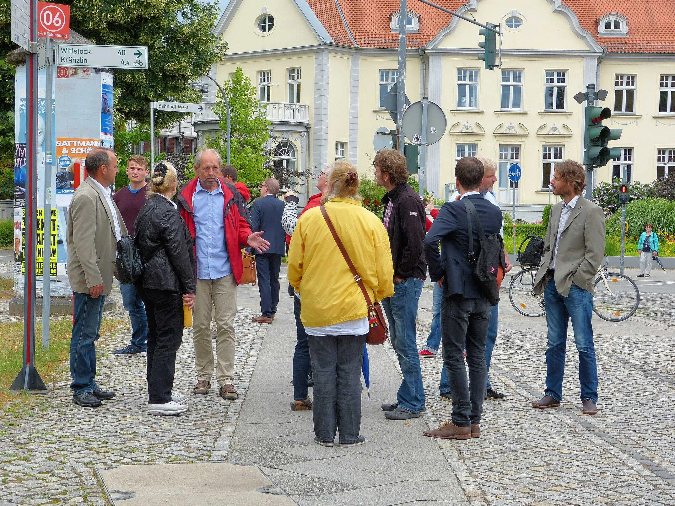 Stadtrundgang im Anschluss an das Arbeitsgruppentreffen (Foto: Jeschke)
