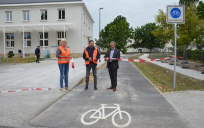 Ludwigsfelde: Bürgermeister eröffnet neue Fahrradstraße