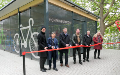 Neue Fahrradabstellanlage am S-Bahnhof Hohen Neuendorf eröffnet